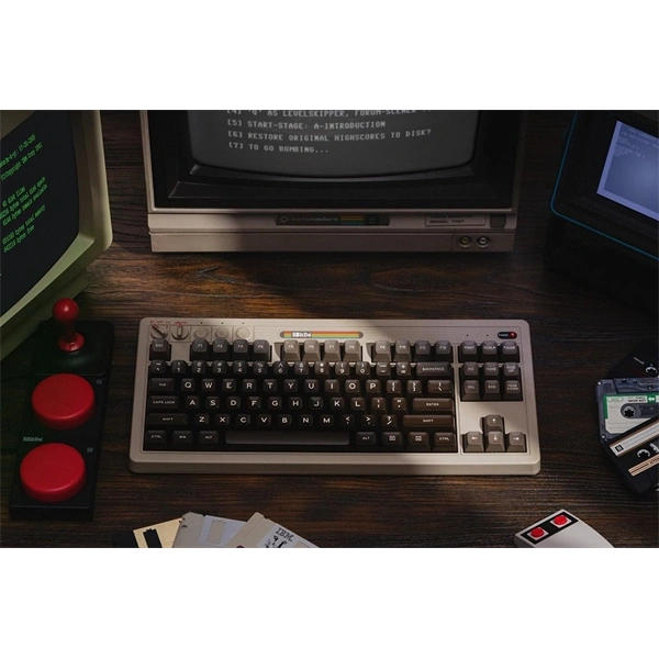 8BitDo Retro 87, Mechanikus, Kailh Box, C64 Edition, vezeték nélküli billentyűzet