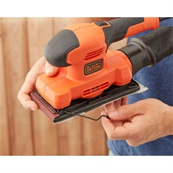 Black&Decker BEW220-QS vibrációs csiszoló