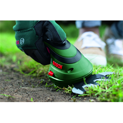 Bosch Isio 3 teleszkópos nyéllel akkus bokorvágó- és fűnyíróolló készlet