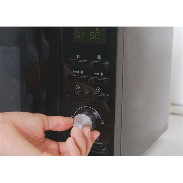 Candy CMWA20TNDB 700W 20L fekete mikrohullámú sütő