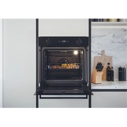 Candy FMBC A825S E0 fekete, beépíthető, sütőtér: 70L, sütő