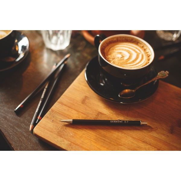 Derwent Precision 0,5mm HB nyomósirón szett