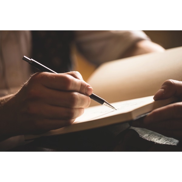 Derwent Precision 0,5mm HB nyomósirón szett