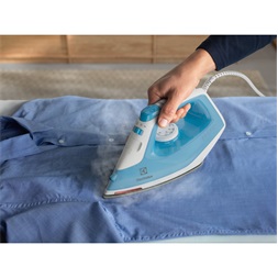 Electrolux E5SI2-4CB Care 500 kék gőzölős vasaló