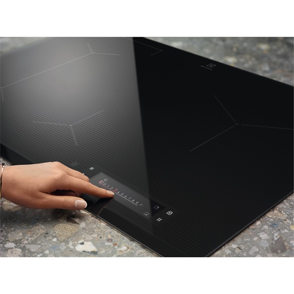 Electrolux EIS6648 sötétszürke,beépíthető, indukciós, főzőzóna: 4, beépíthető méret: 56cm, főzőlap