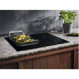 Electrolux EIV644 fekete, beépíthető, indukciós, főzőzóna: 4, beépíthető méret: 56cm, főzőlap