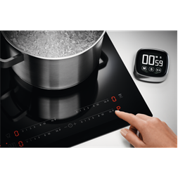 Electrolux EIV835 fekete, beépíthető, indukciós, főzőzóna: 5, beépíthető méret: 75cm, főzőlap