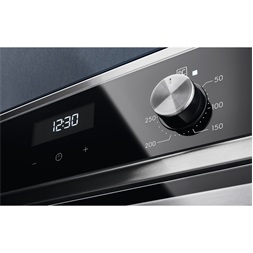 Electrolux EOD5C70BX SteamBake fekete, beépíthető, sütőtér: 65L, grill, légkeverés, katalitikus, sütő