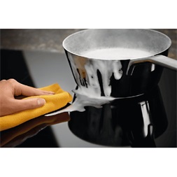 Electrolux LIR60433B fekete, beépíthető, indukciós, főzőzóna: 4, beépíthető méret: 56cm, főzőlap