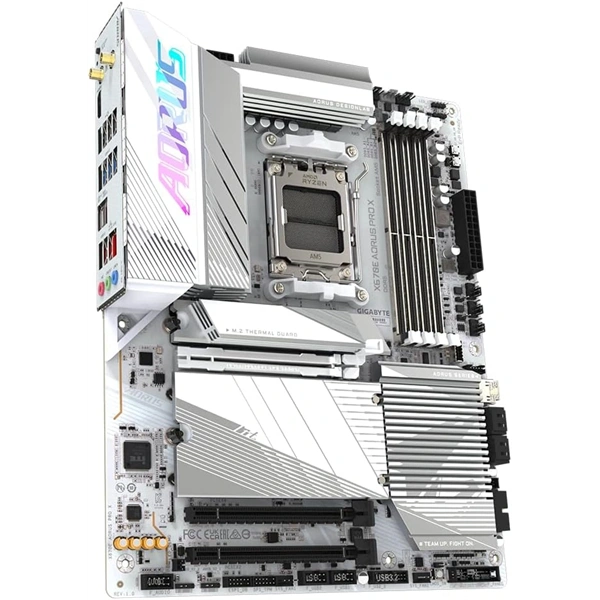 GIGABYTE Alaplap AM5 X670E AORUS PRO X AMD X670, ATX
