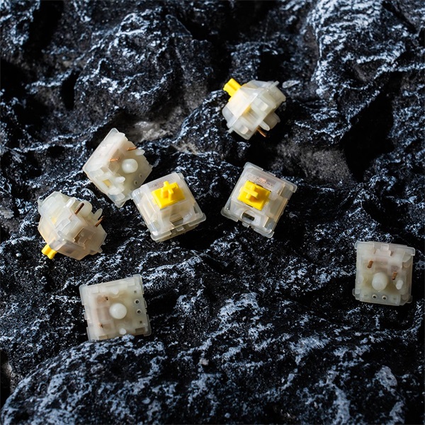 Gateron KS-3X1 Milky Yellow Pro - Lineáris switch szett (10db)