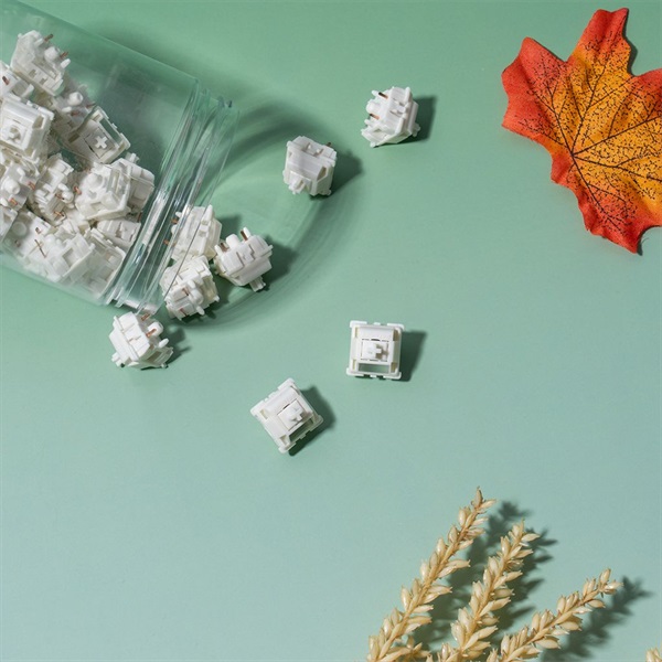 Gateron Smoothie - Full POM Lineáris switch (35db)