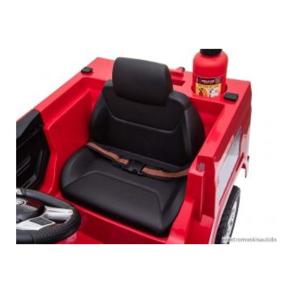 Hecht 51818 tűzoltó- akkumulátoros kisautó