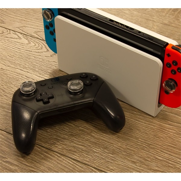 Hyperkin M07534-SW GummiFlex Nintendo Switch átlátszó hüvelykujj csúszásgátló (4 db)