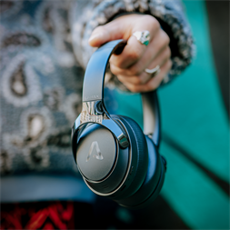 LAMAX MuseComfort1 ANC aktív zajszűrős Bluetooth fejhallgató