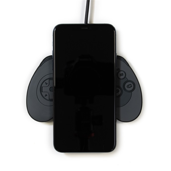 Numskull NS2803 SEGA Saturn kontroller 10W vezeték nélküli fekete töltőpad