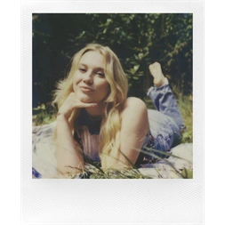 Polaroid NOW G3 instant korall fényképezőgép