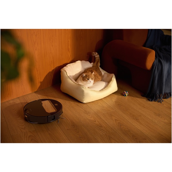 Roborock Saros Z70 fekete robotporszívó felmosóval és mechanikus karral