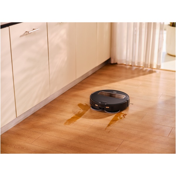 Roborock Saros Z70 fekete robotporszívó felmosóval és mechanikus karral