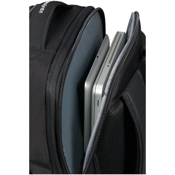 Samsonite Roadseeker 17,3" L fekete notebook hátizsák