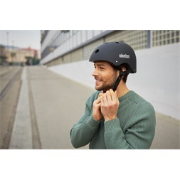 Segway Ninebot felnőtt fekete bukósisak (L-es méret) (Újszerű)