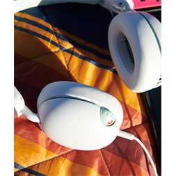 Skullcandy Grom csontfehér vezetékes mikrofonos gyerek fejhallgató