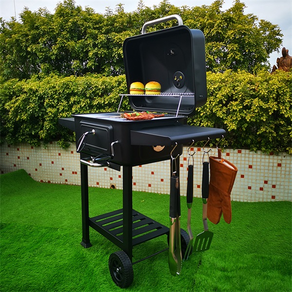 TOO BG-200B fekete BBQ faszenes grillkocsi két oldalsó asztallal