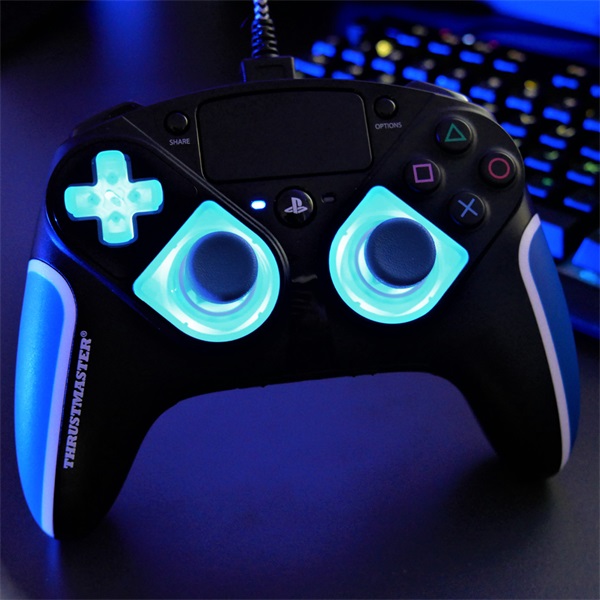 Thrustmaster 4160798 Eswap Crystal PS4 kék cserélhető modul