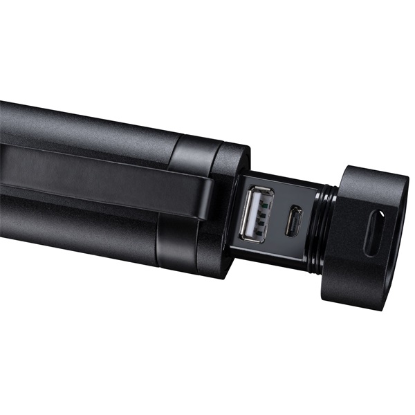 Varta 18901101111 hordozható Night Cutter F30R 2600mAh  powerbank+IPX4 elemlámpa