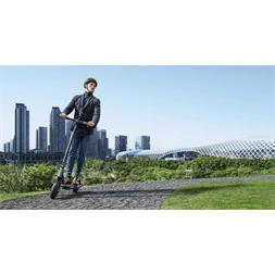Xiaomi BHR5764GL Electric Scooter 4 Ultra EU elektromos roller