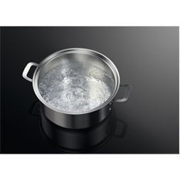 Zanussi ZITN641K fekete, beépíthető, indukciós, főzőzóna: 4, beépíthető méret: 56cm, főzőlap